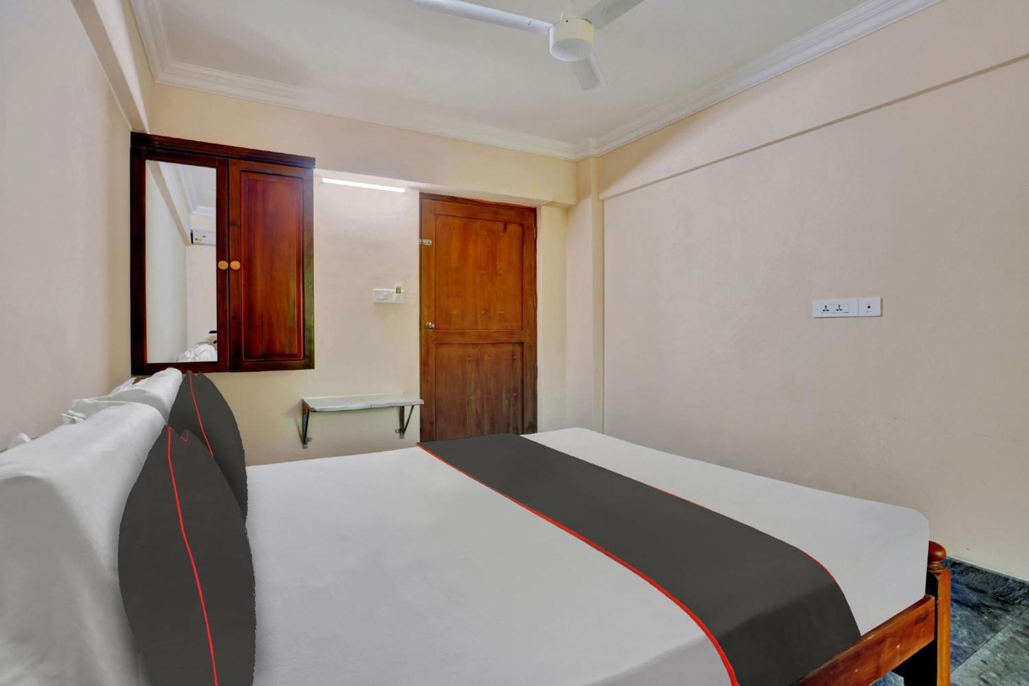 Hotel O Family Castle Inn Collection O Thiruvananthapuram Bagian luar foto