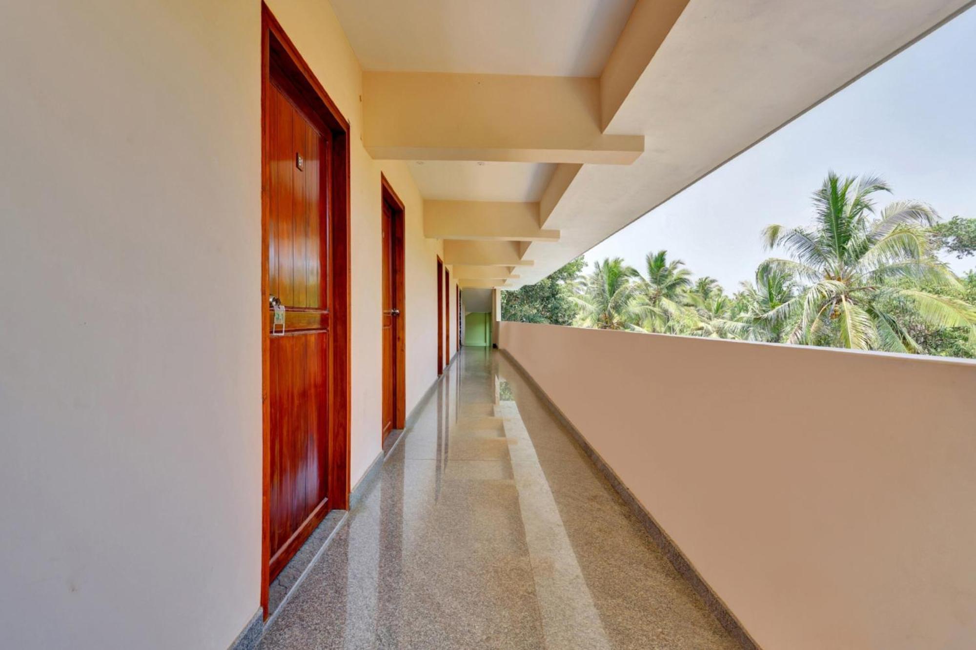 Hotel O Family Castle Inn Collection O Thiruvananthapuram Bagian luar foto